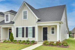 Family-Friendly Townhome in Murfreesboro!